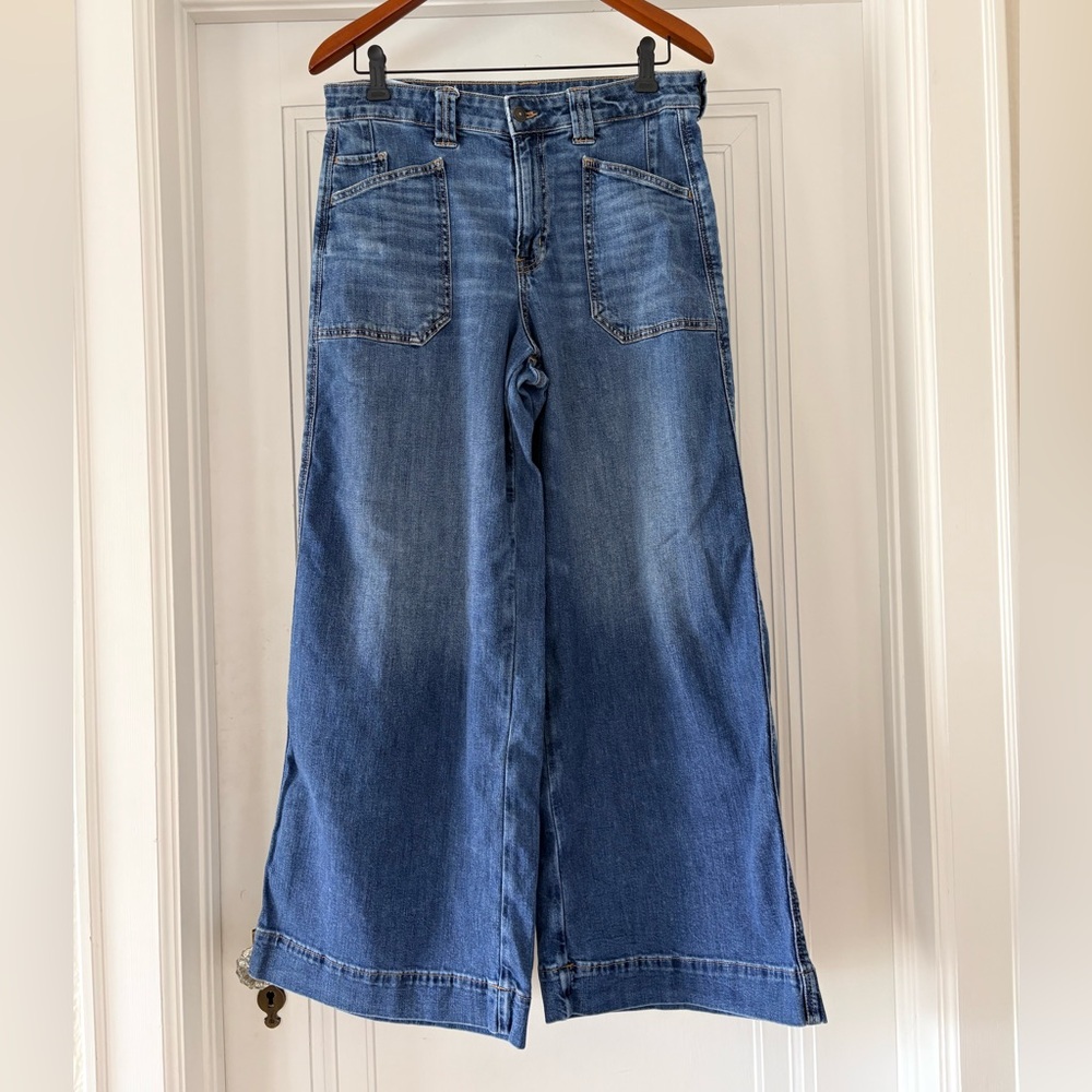 American Eagle Wide-Leg Jeans